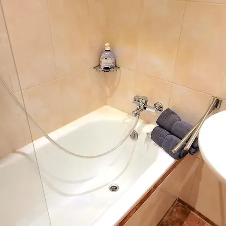 Penthouse Im 20 Stock Apartman *